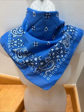 Vintage Blue Paisley Bandana – Paris Accessories Made in USA